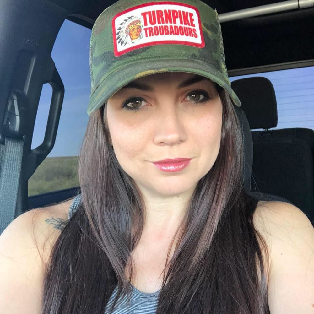 Meet your Posher, Victoria